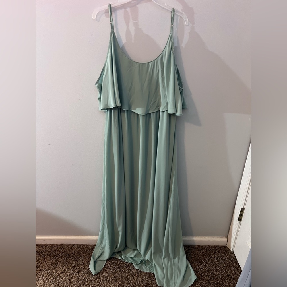 Woman’s Show Me Your Mumu Caitlyn Ruffle Maxi Dress Size 2X